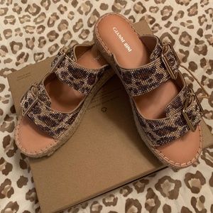 Giani Bini leopard rhinestone sandles